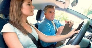 Driving Lesson from Expert Trainer